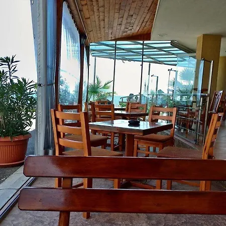 Szálloda Bijou Ravda