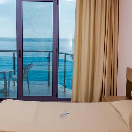 Bijou Hotel 3*
