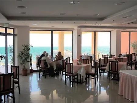 Bijou 3* رافدا