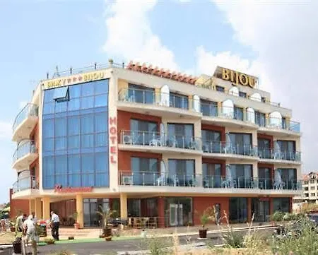 Bijou فندق